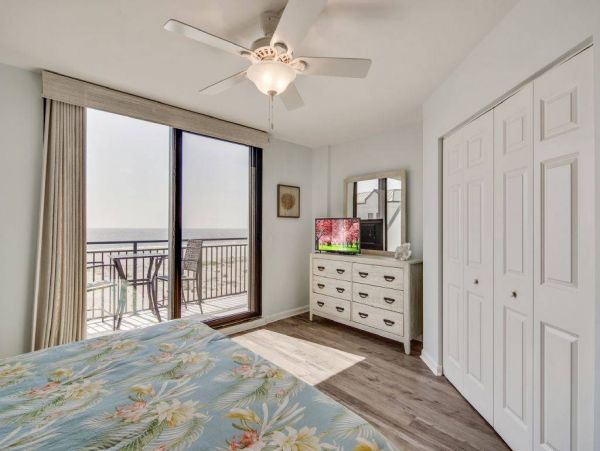Isle Of Palms Condo 1015780