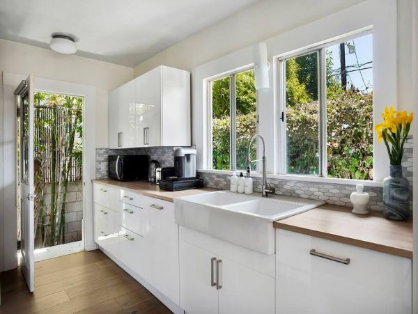 Venice Beach Condo 1015786