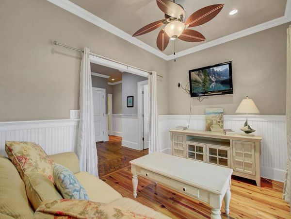 Luxurious Beach House in The Isle of Palms Five Bedroom