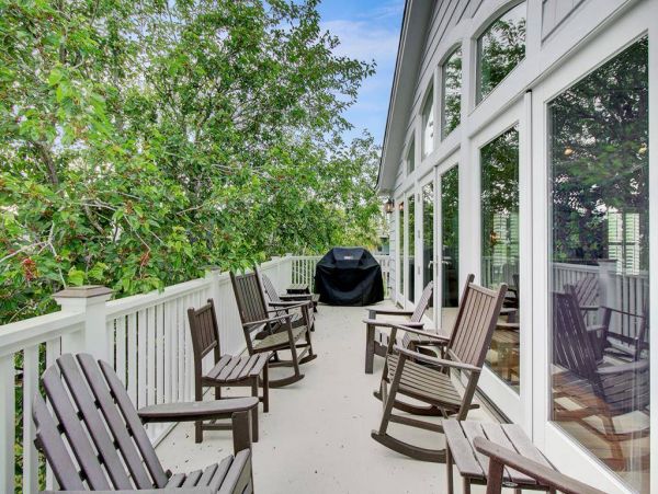 Luxurious Beach House in The Isle of Palms Five Bedroom
