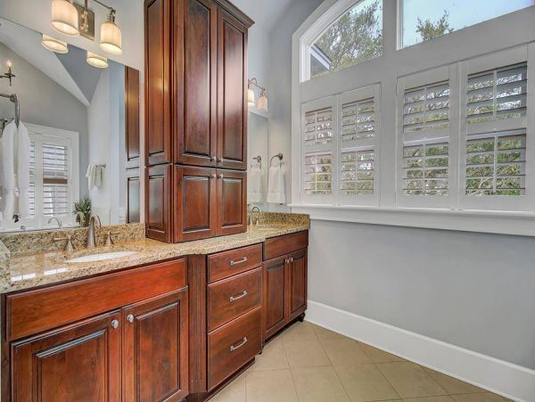 Luxurious Beach House in The Isle of Palms Five Bedroom