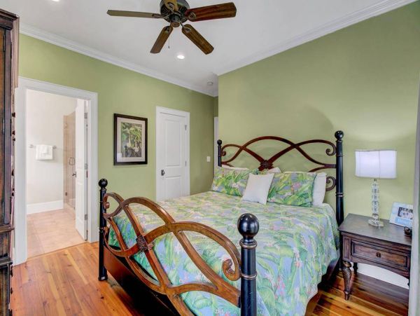 Luxurious Beach House in The Isle of Palms Five Bedroom