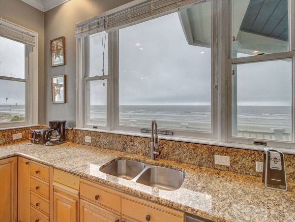 Isle Of Palms Home 1015792