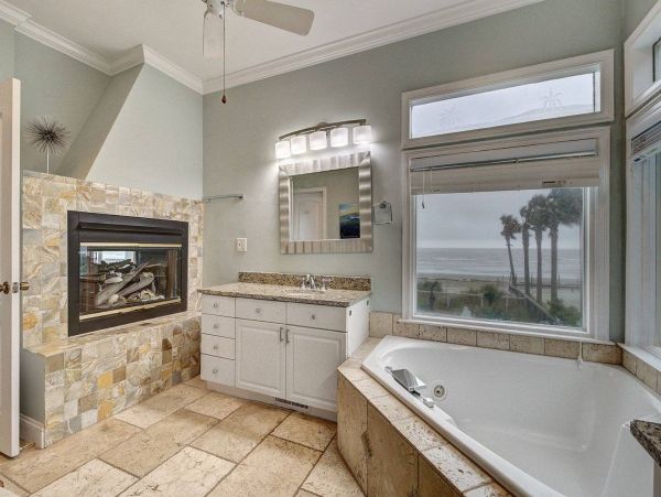 Isle Of Palms Home 1015792