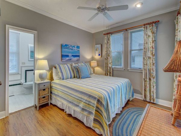 Isle Of Palms Home 1015792