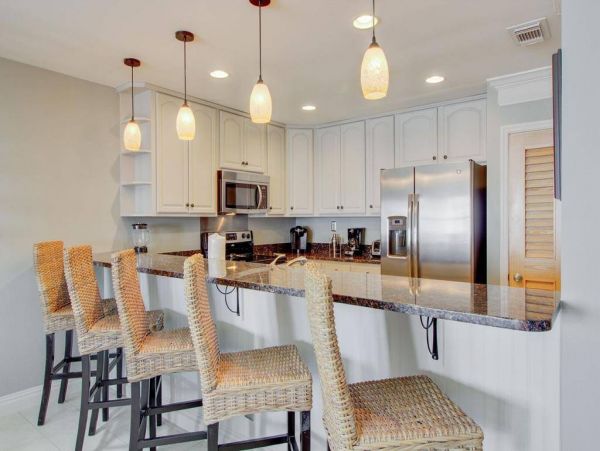 Stunning 3 Bedroom Condo Located on the Beach
