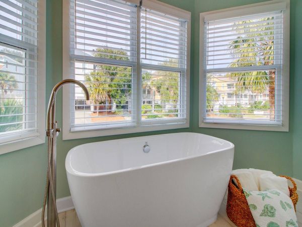 Isle Of Palms Home 1015800