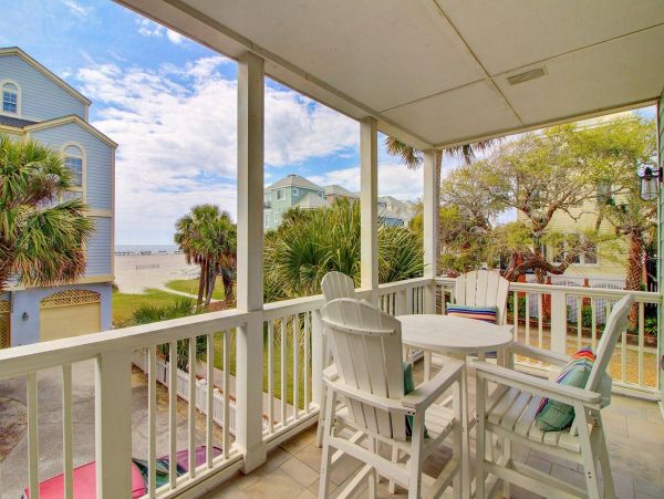 Oceanside Luxury Retreat with Unbeatable Views and Prime Location