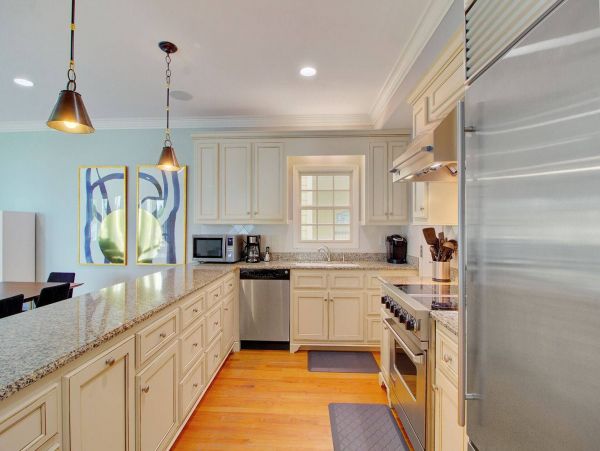 Oceanside Luxury Retreat with Unbeatable Views and Prime Location