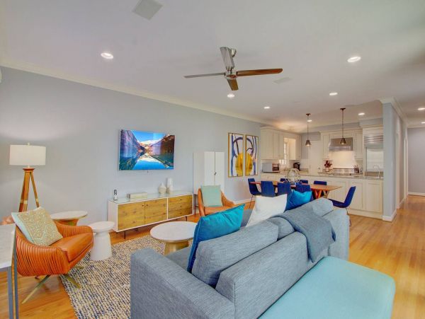 Oceanside Luxury Retreat with Unbeatable Views and Prime Location
