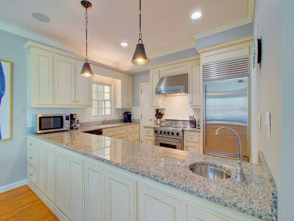 Oceanside Luxury Retreat with Unbeatable Views and Prime Location