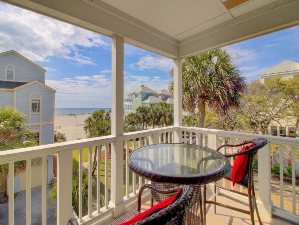 Oceanside Luxury Retreat with Unbeatable Views and Prime Location