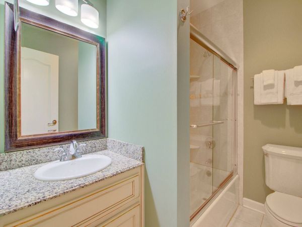 Oceanside Luxury Retreat with Unbeatable Views and Prime Location