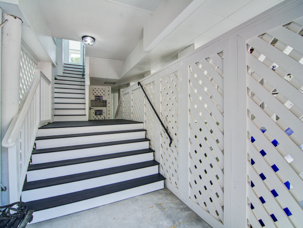 Oceanside Luxury Retreat with Unbeatable Views and Prime Location