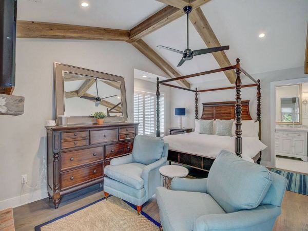 Isle of Palms Dream Vacation Home with Pool & Spa Sleeps 16 Guests
