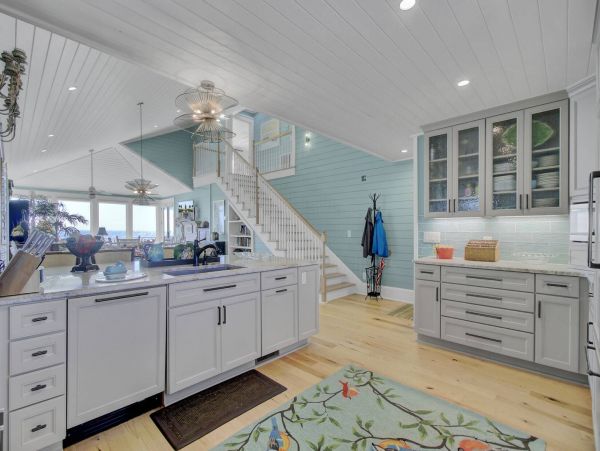Isle Of Palms Home 1015805