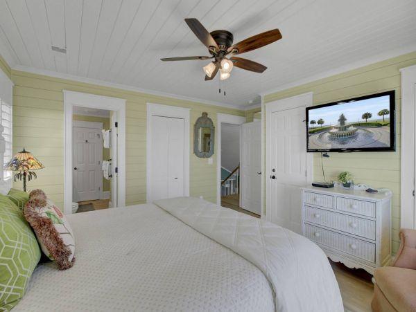 Isle Of Palms Home 1015805