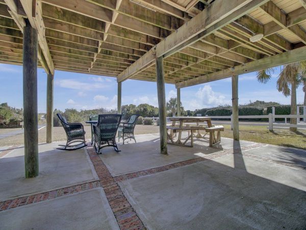 Isle Of Palms Home 1015805
