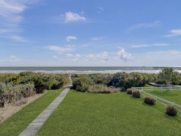 Isle Of Palms Home 1015805