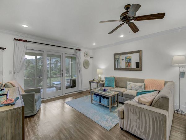 Isle Of Palms Home 1015809