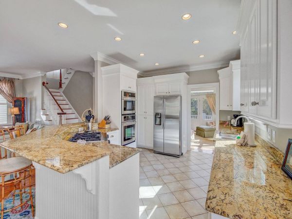 Isle Of Palms Home 1015810