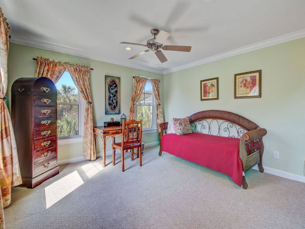 Isle Of Palms Home 1015810