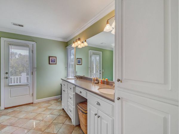 Isle Of Palms Home 1015810