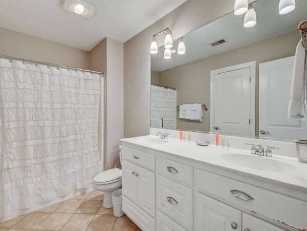 Isle Of Palms Home 1015810