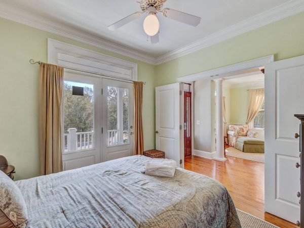 Isle Of Palms Home 1015810