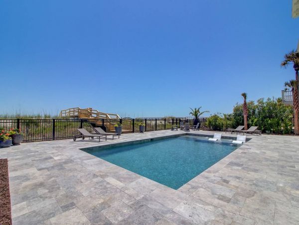 Isle Of Palms Home 1015813