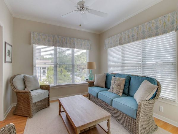 Isle Of Palms Home 1015815