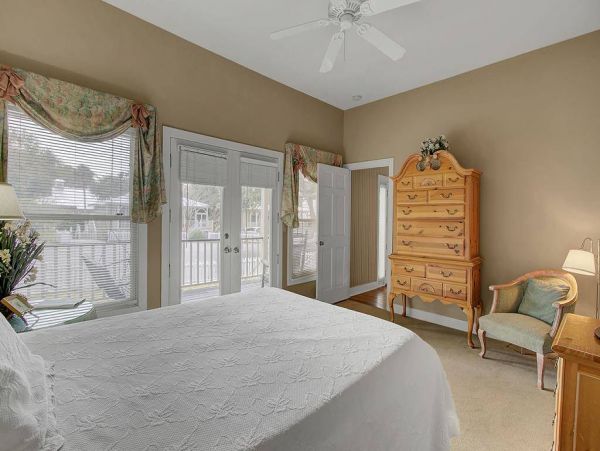 Isle of Palms 4 Bedroom Vacation Home