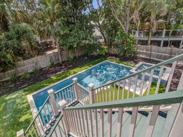 New pool Luxury Home One Block To Beach