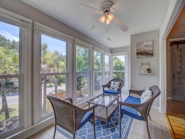 New pool Luxury Home One Block To Beach