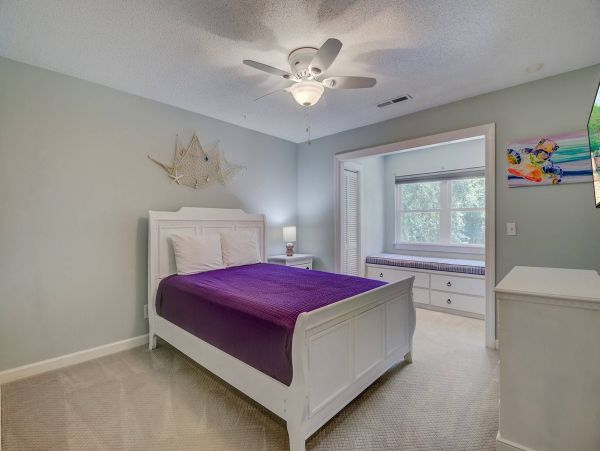 New pool Luxury Home One Block To Beach