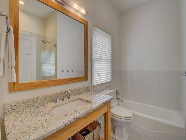 Isle Of Palms Home 1015826