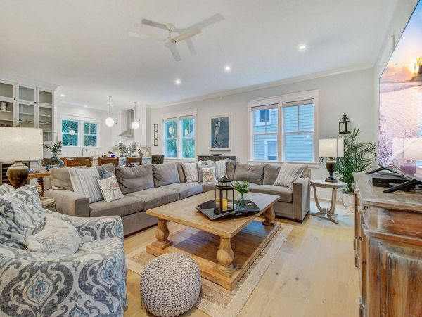 Isle Of Palms Home 1015831