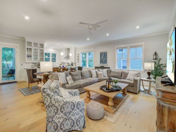 Isle Of Palms Home 1015831