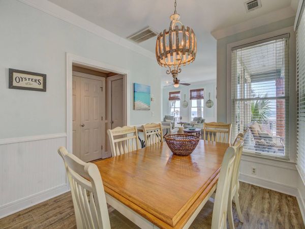 Isle Of Palms Home 1015833