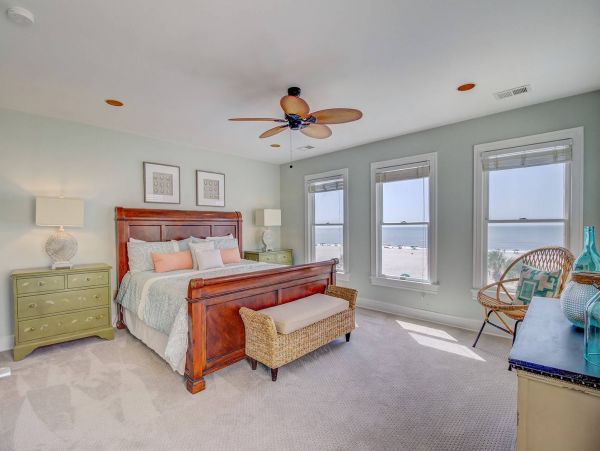 Isle Of Palms Home 1015833