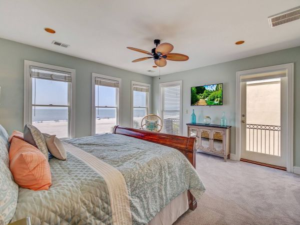 Isle Of Palms Home 1015833