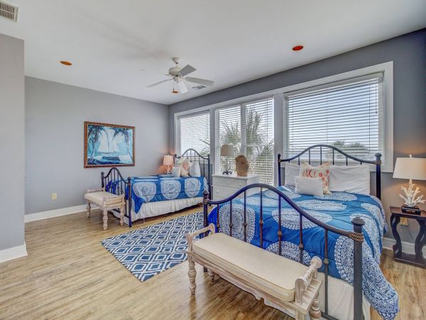 Isle Of Palms Home 1015833