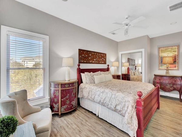 Isle Of Palms Home 1015833