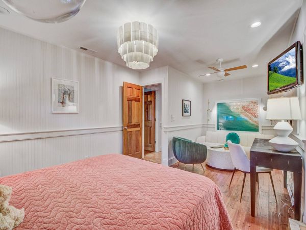 Absolutely Fantastic Four Bedroom Pool Villa Isle of Palms
