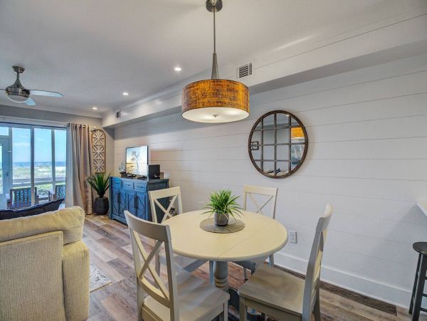 Isle Of Palms Home 1015836