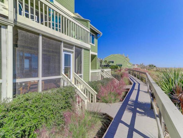 Isle Of Palms Home 1015836