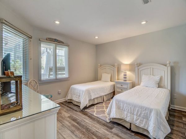Isle Of Palms Condo 1015838