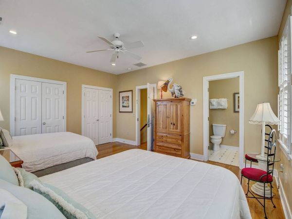 Grand Pavillion - Sleeps 10!
