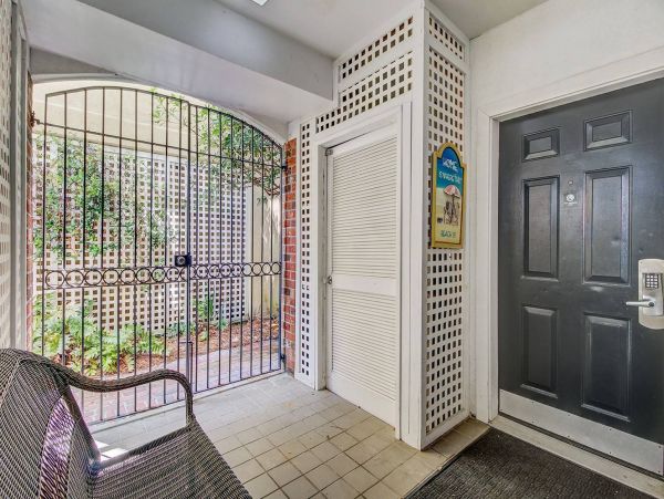 Grand Pavillion - Sleeps 10!