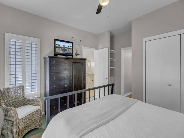 Isle Of Palms Home 1015841